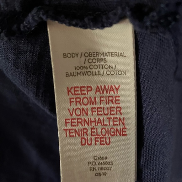 Mini Boden "Santa Paws" Navy Blue Longsleeve Christmas T-shirt Girls Sz 15-16yr - Picture 6 of 6